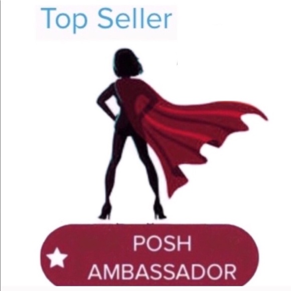 Welcome to my closet! 📦 - Picture 1 of 8